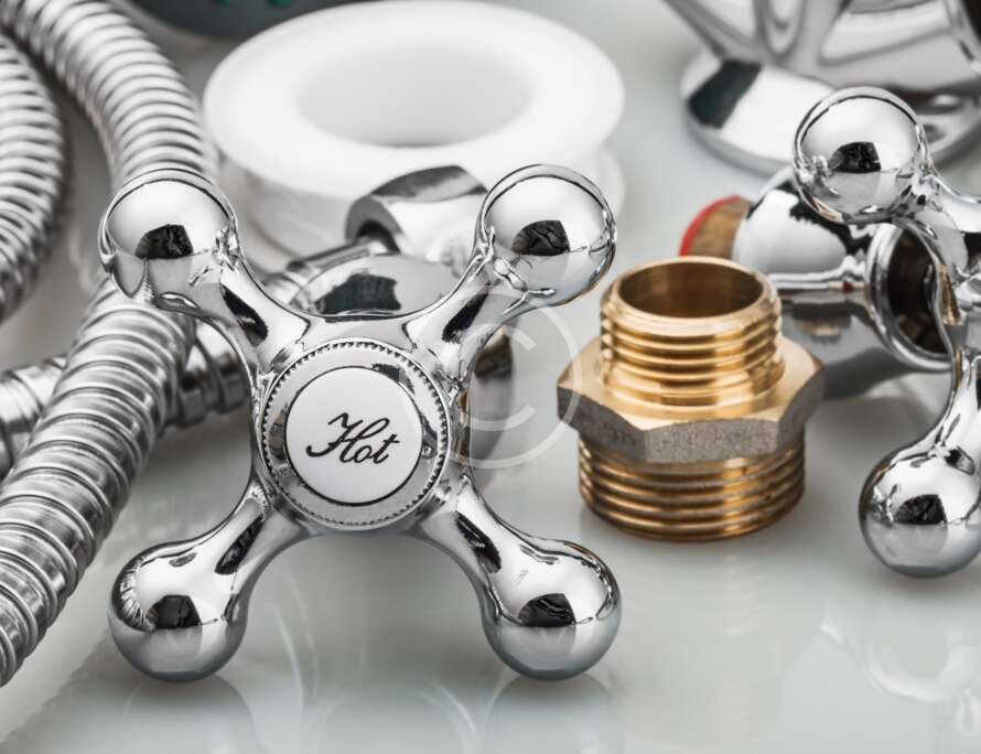 Custom vanities with diverse designs and finishes to enhance your bathroom's style and functionality